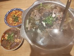 -谢老五跷脚牛肉·非遗传承店