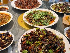 -江湖黑大兔(杨家坪店)