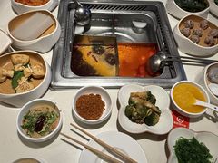 -海底捞火锅(威高广场店)