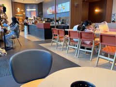 -星巴克臻选(惠州华贸天地1楼店)
