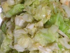 爆炒手撕包菜-郑厨私房菜