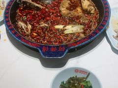 -何师傅美蛙鱼头(汉街店)