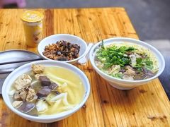 -文山荷鲜居(翠湖店)