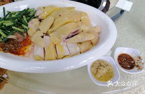 Huazhou Aromatic Oil Steamed Chicken Thigh