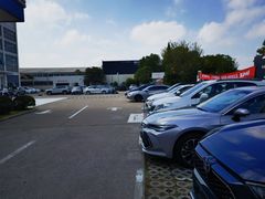 -上海和裕一汽丰田4S店(七宝店)