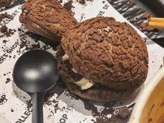 -W COLLECTIVE  DESSERT SHOP
