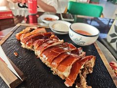 -小白的·非遗东方烤乳猪·海南菜连锁餐厅(椰梦长廊外贸路店)