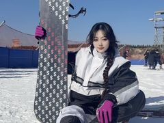 -采薇庄园四季滑雪场