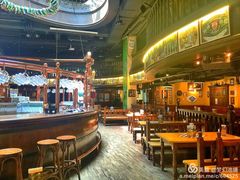 -皇冠自酿啤酒坊(中国红街5号楼店)