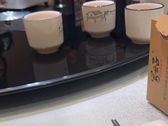-帅巴人舅母子腊蹄民俗村