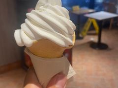 -肯德基(湾畔店)