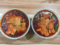 -老字号杨坡红油米线腊汁肉夹馍(东四道巷店)