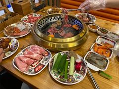 -汉江山料理级自助烤肉黑金冠(周口好吃城店)