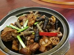 紫苏南乳海螺猪手煲-东馆和天下特色餐饮(工农店)