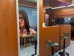 -无奔眼镜·蔡司·依视路授权店(朝阳大悦城店)