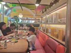 -芭莉与彩虹西餐厅(成都合生汇店)
