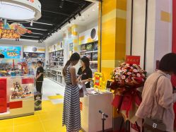 -乐高授权专卖店(中关村领展店)