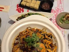 -肥肥虾庄·金牌油焖大虾(汉口城市广场店)