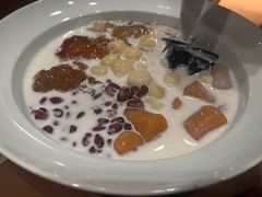 -RUXU入续糖水铺与包(卓悦中心店)
