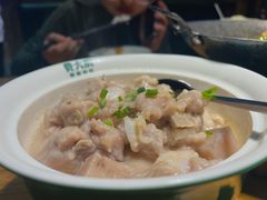 香芋蒸排骨-费大厨辣椒炒肉(万家丽一店)