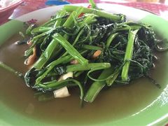 -Thiw Soen Seafood Restaurant