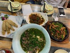 -八张桌子(老店)