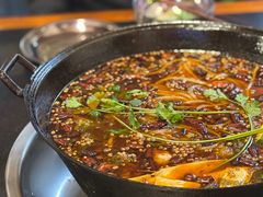 -鸿顺老铁锅美蛙鱼府(解放碑店)