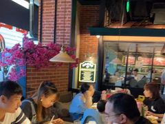 大堂-前海沿·青岛菜(李沧万达店)