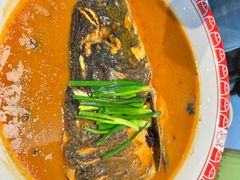 油腻的鱼头泡饼-黑窑厂糖油饼烤鸭·清真菜(黑窑厂街店)