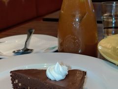 布朗尼蛋糕-Me&Joe意大利面·珍珠奶茶(鲁班路店)