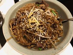安格斯干炒牛河-裕.鹅庄