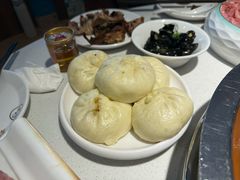 -茅草房·河畔园林火锅