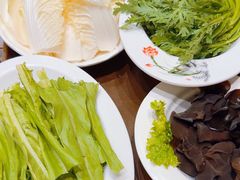 -天宜隆蘑菇宴火锅(石景山旗舰店)