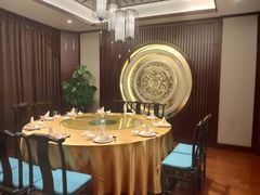 包厢-满江红四季餐厅 · 国家五钻级酒家(新纪元大酒店店)