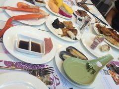 -银鲨国际美食百汇(金牛万达广场店)