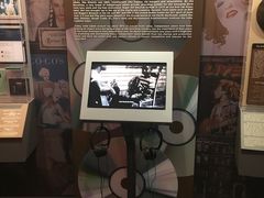 -摇滚乐名人堂博物馆