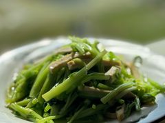 -七的湖·晚芳亭·阳澄湖农家菜·大闸蟹(莲花岛店)