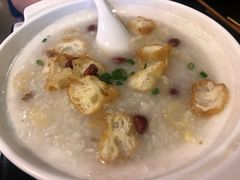 荔湾艇仔粥-卓粤拉肠(红庙店)