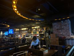 -麦凯伦烧烤·精酿超级工厂店(金桥总店)