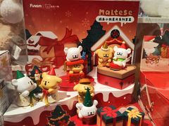 -名创优品(北京新中关购物中心地铁层店)