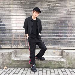 -Godhands美发设计沙龙
