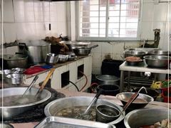 大堂-东兴牛肉店(庄府巷店)