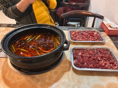-沈记酸菜牛肉火锅店(九号路店)