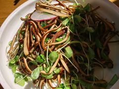 香椿苗豆腐丝-山丹丹西北菜(金贸大厦店)