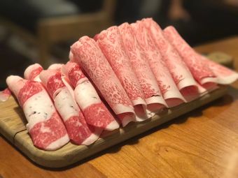 和牛涮锅 但馬屋(kitte博多店)