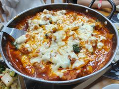 -亲昵春川鸡排(韩国美食街店)