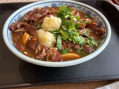 卤煮火烧-门框胡同百年卤煮(新街口店)