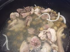 -东椰·海南椰子鸡火锅(朝阳门店)