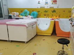 点击看大图 -自游宝贝婴童游泳馆
