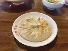 文楼蟹黄汤包-文楼·淮扬菜·淮安早茶(河下古镇翔宇店)